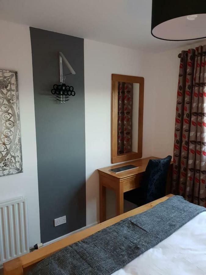 Apartmán Chic Flat At Hairmyres Hospital & Train Station East Kilbride Exteriér fotografie