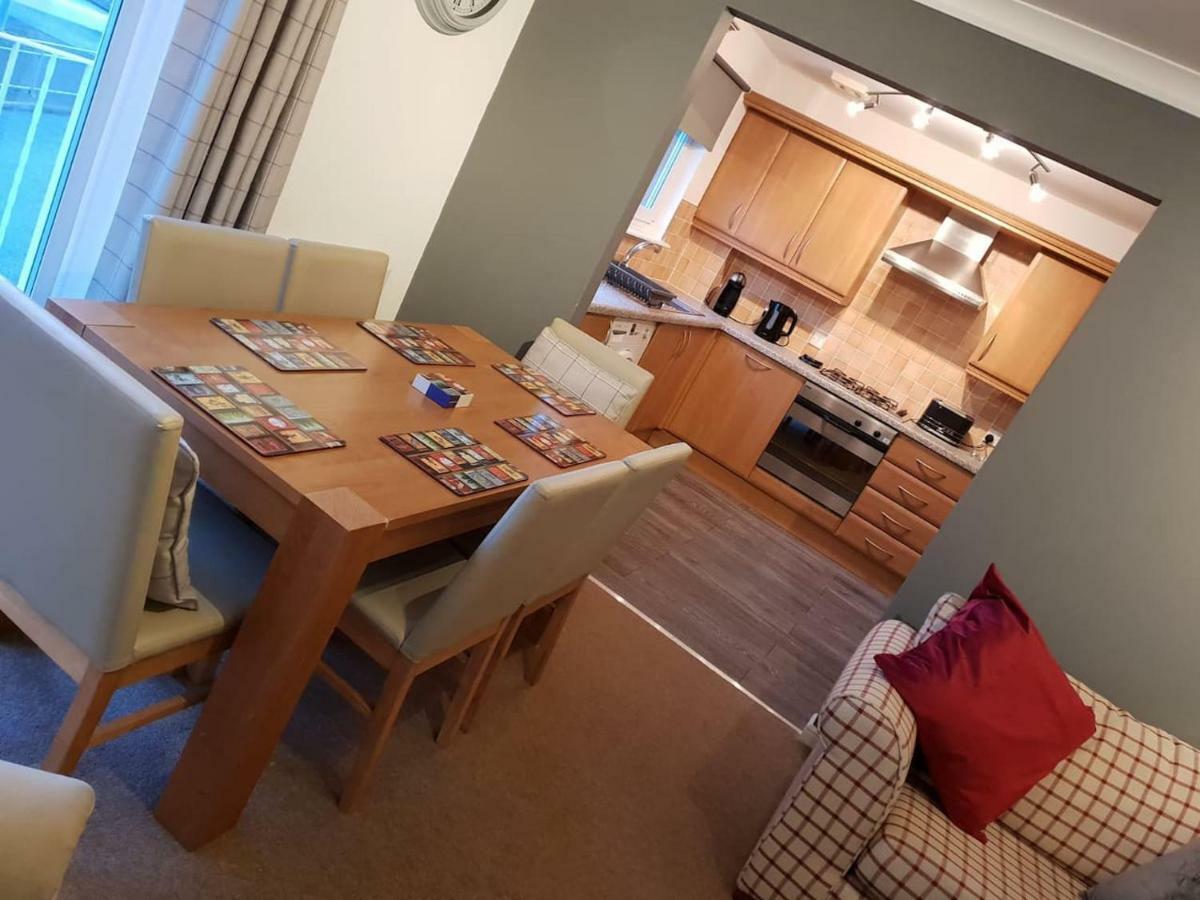 Apartmán Chic Flat At Hairmyres Hospital & Train Station East Kilbride Exteriér fotografie