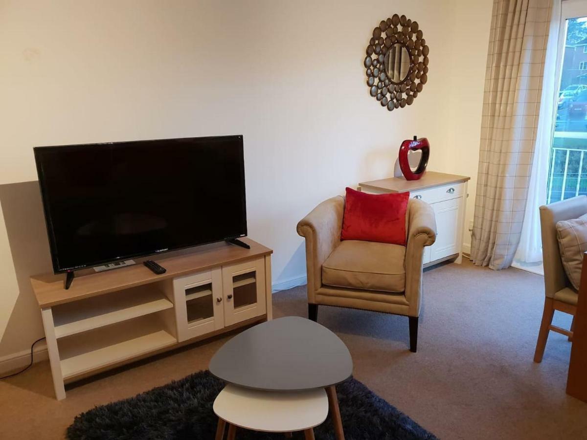 Apartmán Chic Flat At Hairmyres Hospital & Train Station East Kilbride Exteriér fotografie