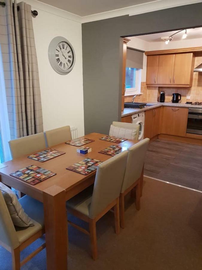 Apartmán Chic Flat At Hairmyres Hospital & Train Station East Kilbride Exteriér fotografie